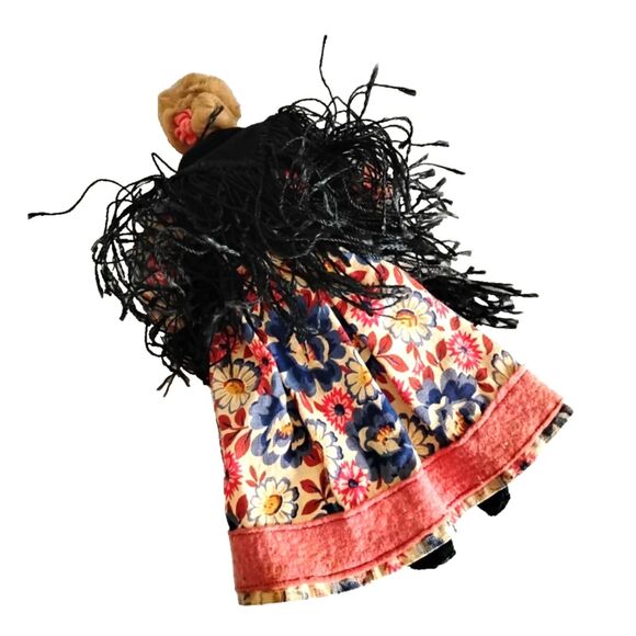 1950s Vintage Magis Roma Doll, Hand Painted Felt Face, 8 inches - Picture 3 of 4